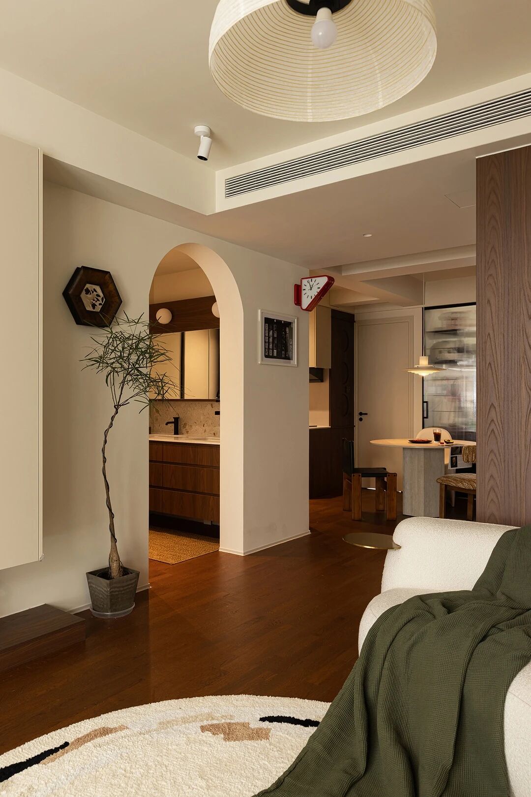 Private Home 奶油与中古